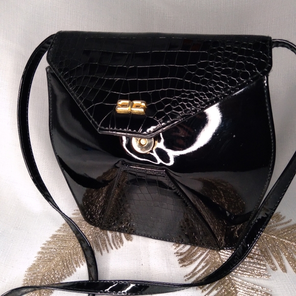 Koschi hexagon crossbody purse - Picture 4 of 4